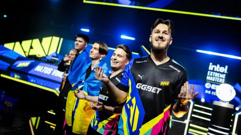 Два учасники команди NAVI були удостоєні титулів MVP від HLTV та ESL.