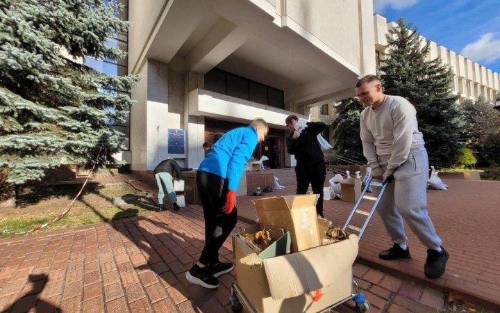 Основні події неділі, 3 листопада: вибухи в Харкові та наслідки дронових атак на Київ.