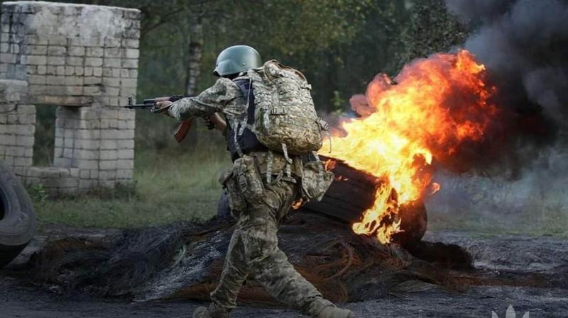 Згідно з інформацією Генерального штабу, російські війська здійснили скидання 27 КАБів на територію Курської області.