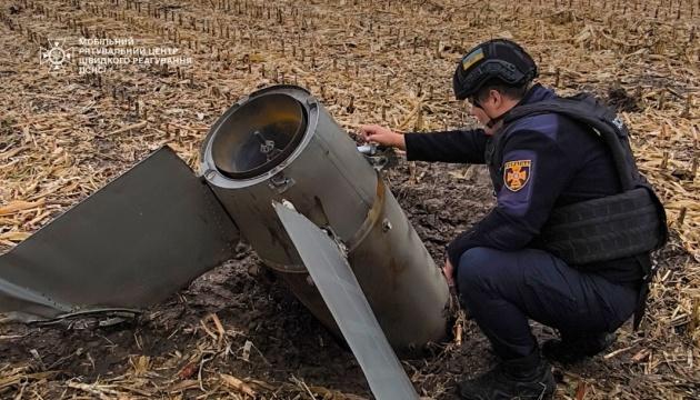 В області Київ в полі виявили фрагменти ракети С-300.