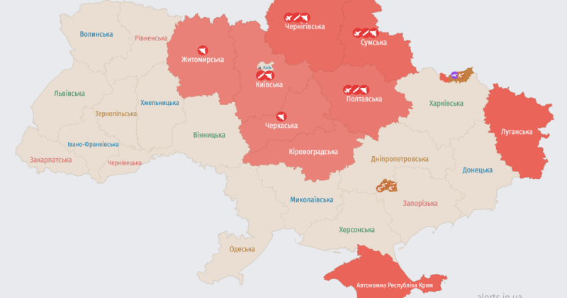 Російські агресори здійснюють напади на Україну за допомогою ударних безпілотників: карта повітряних тривог.